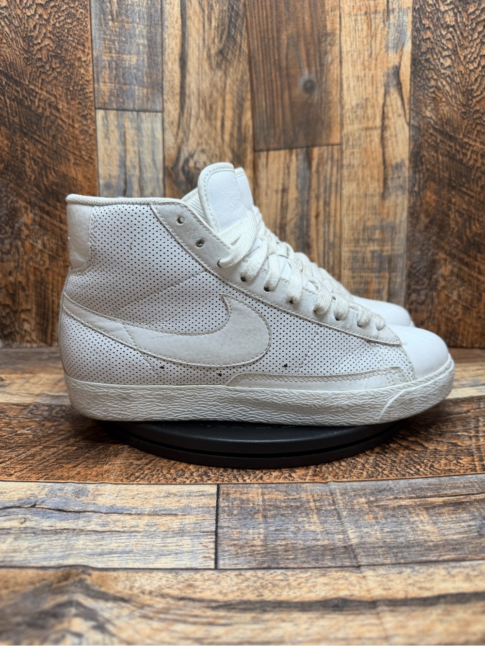 Nike Blazer Mid Triple White GS Youth Kids Size 6